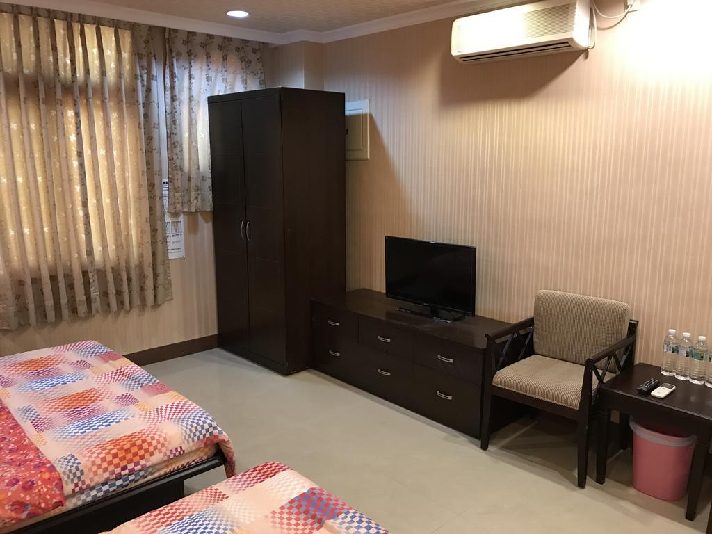 Hefeng Ting Homestay Hengchun Old Town Zewnętrze zdjęcie